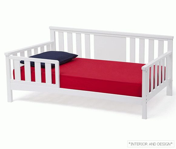 Krevet za trogodišnje dete sa bočnim stranama - 2