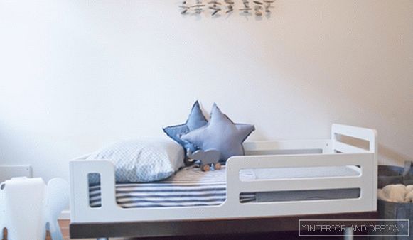 Krevet za trogodišnje dete sa bočnim stranama - 5