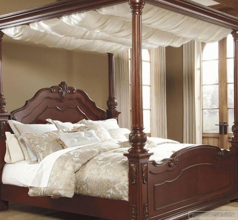 Four Poster Bed 4